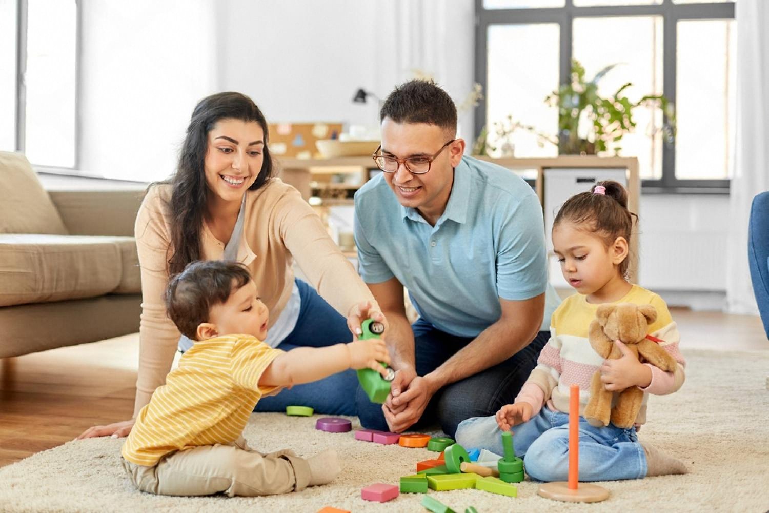What Toys Make the Best Educational Gifts? A UAE Parent’s Guide